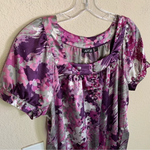 Silky Banded Waist Blouse - Picture 3 of 14